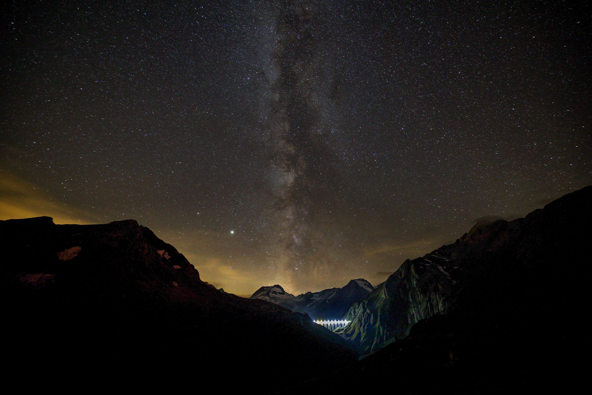 Punta d_Arbola di notte dal rifugio Città di Busto_E_R_0335